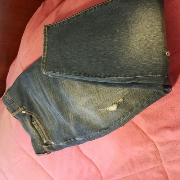 ❤❤Host Pick!! Torrid Jeans - Picture 6 of 7